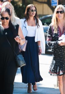 Lea Michele feet photo thumbnail