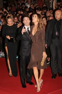 Elisabetta Canalis feet photo thumbnail