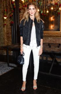 Chiara Ferragni feet photo thumbnail