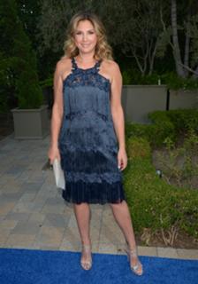 Daisy Fuentes feet photo thumbnail