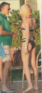 Fei Skorda feet photo thumbnail