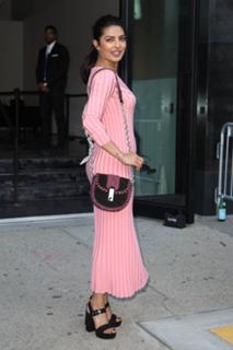 Priyanka Chopra Jonas feet photo thumbnail