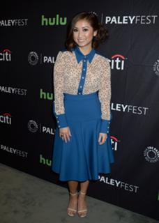 Brenda Song feet photo thumbnail