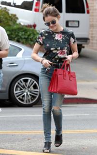 Lucy Hale feet photo thumbnail