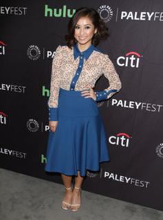 Brenda Song feet photo thumbnail