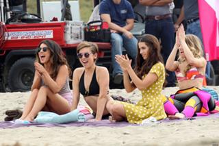 Jessica Lowndes feet photo thumbnail