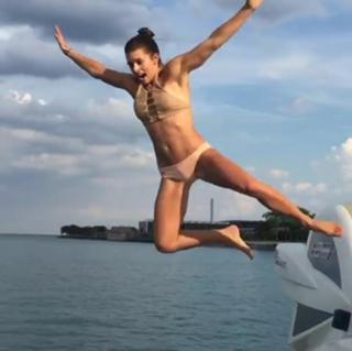 Danica Patrick feet photo thumbnail