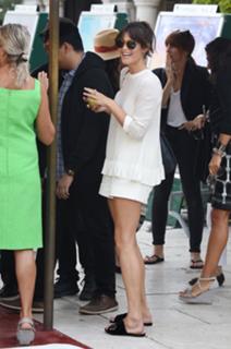 Gemma Arterton feet photo thumbnail