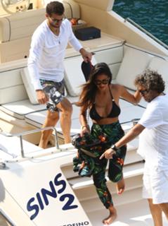 Nicole Scherzinger feet photo thumbnail