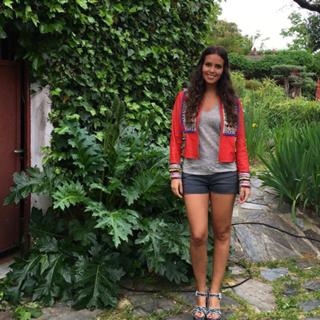 Cristina Pedroche feet photo thumbnail