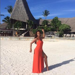 Rocsi Diaz feet photo thumbnail
