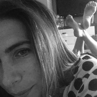 Veronica Maya feet photo thumbnail