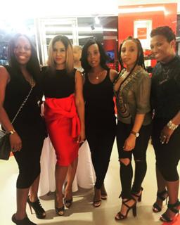Angela Yee feet photo thumbnail