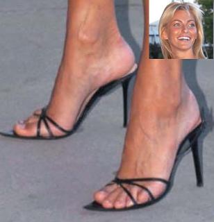 Federica Fontana feet photo thumbnail