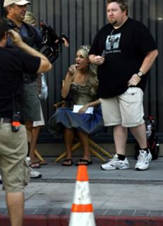 Carrie Underwood feet photo thumbnail