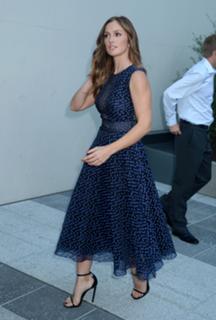 Minka Kelly feet photo thumbnail