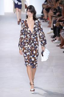 Kendall Jenner feet photo thumbnail