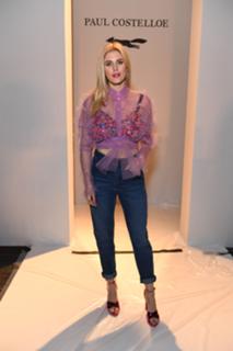 Ashley James feet photo thumbnail
