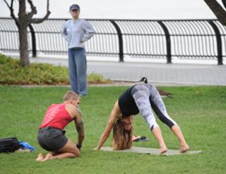 Kelly Bensimon feet photo thumbnail