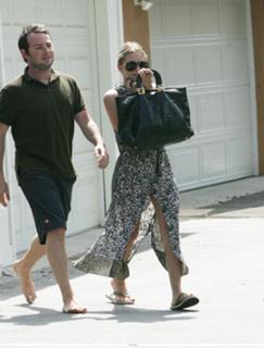Ashley Olsen feet photo thumbnail