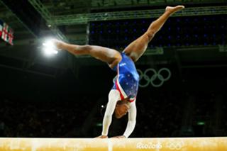Simone Biles feet photo thumbnail