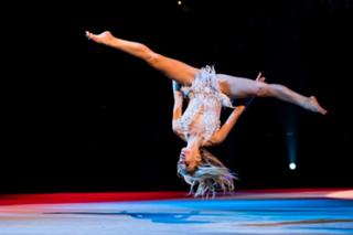 Nastia Liukin feet photo thumbnail