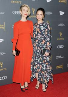 Amanda Peet feet photo thumbnail