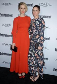 Amanda Peet feet photo thumbnail