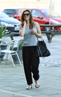 Kym Marsh feet photo thumbnail