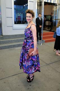 Carla Gugino feet photo thumbnail