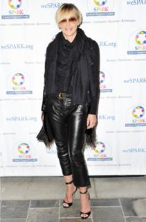 Sharon Stone feet photo thumbnail