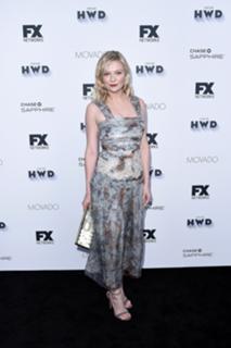 Kirsten Dunst feet photo thumbnail