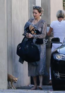 Jennifer Lawrence feet photo thumbnail
