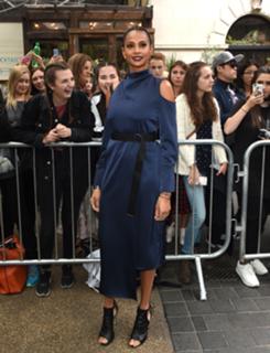 Alesha Dixon feet photo thumbnail