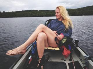 Valentina Shevchenko feet photo thumbnail