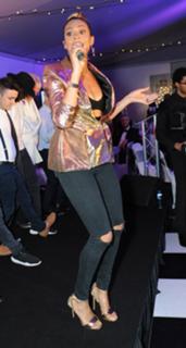 Alesha Dixon feet photo thumbnail