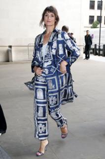 Gemma Arterton feet photo thumbnail