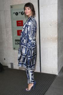 Gemma Arterton feet photo thumbnail