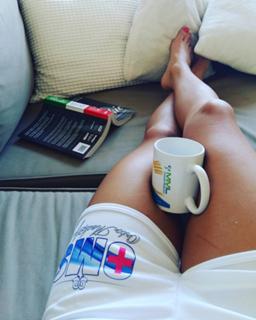 Karolina Kowalkiewicz feet photo thumbnail