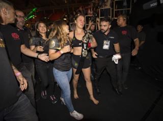 Ronda Rousey feet photo thumbnail