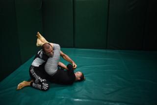 Ronda Rousey feet photo thumbnail