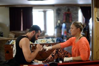 Ronda Rousey feet photo thumbnail