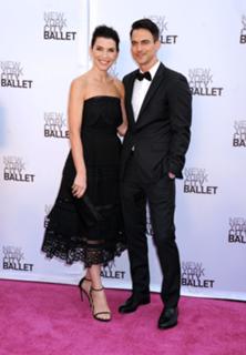 Julianna Margulies feet photo thumbnail