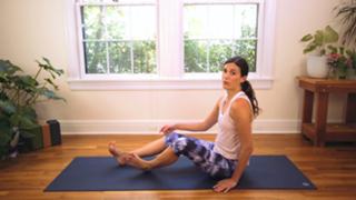 Adriene Mishler feet photo thumbnail