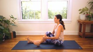 Adriene Mishler feet photo thumbnail