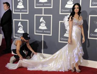 Katy Perry feet photo thumbnail