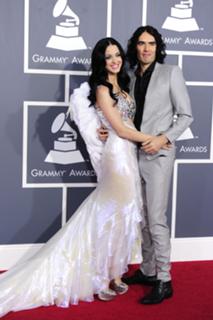 Katy Perry feet photo thumbnail