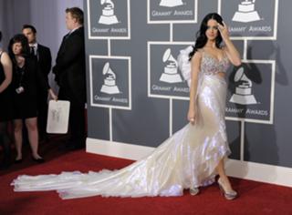 Katy Perry feet photo thumbnail