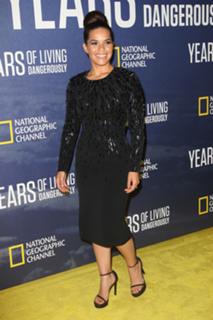 America Ferrera feet photo thumbnail