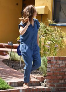 Minka Kelly feet photo thumbnail